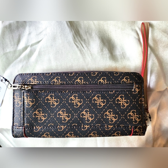 GUESS Zip Around Wallet or Wristlet - Picture 2 of 3